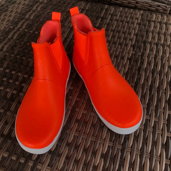 Sperry Shoes - NIB sperry flex deck chelsea rain boots